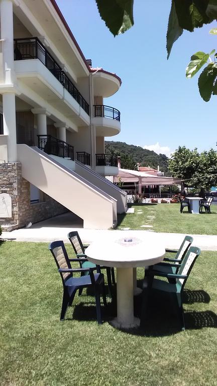 Perdikis Apartments - Paliouria Kokkino Nero Ngoại thất bức ảnh